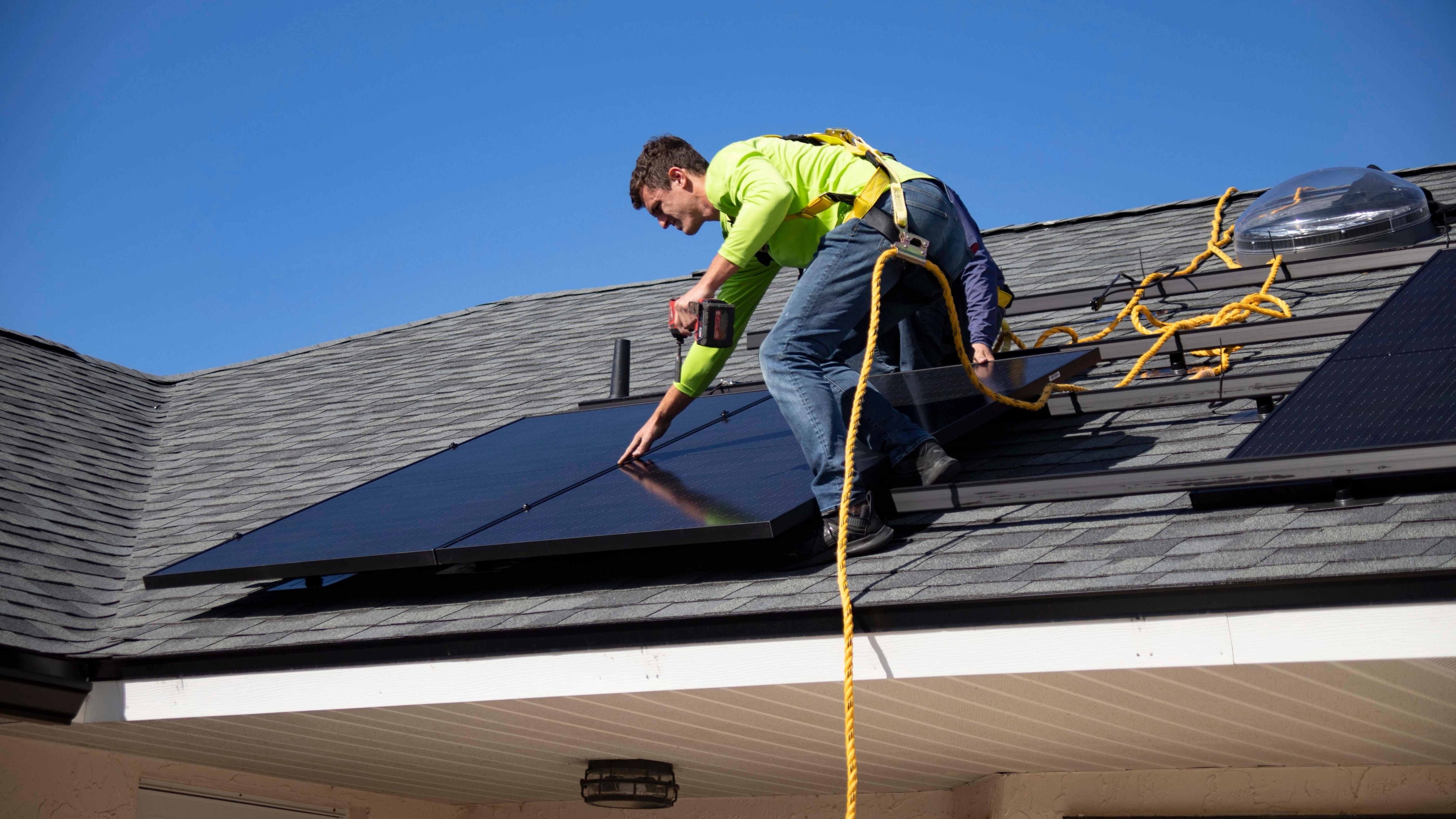Fast solar panel installation Wellesley,